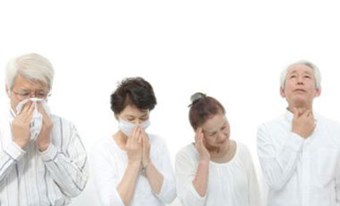 Công bố Bệnh viện Đa khoa Khu vực Hóc Môn đủ điều kiện khám, tầm soát bệnh mạn tính không lây nhiễm ở người cao tuổi.