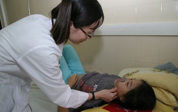 Làm gì khi trẻ bị thủy đậu?