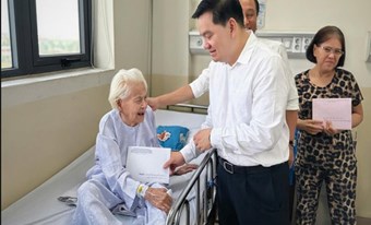 BỆNH VIỆN ĐA KHOA KHU VỰC HÓC MÔN TRI ÂN MẸ VIỆT NAM ANH HÙNG VÀ GIA ĐÌNH NGƯỜI CÓ CÔNG VỚI CÁCH MẠNG NHÂN DỊP KỶ NIỆM 79 NĂM NGÀY THƯƠNG BINH - LIỆT SĨ (27/7/1947 – 27/7/2026)