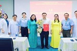 CÔNG BỐ QUYẾT ĐỊNH CHỈ ĐỊNH BÍ THƯ ĐẢNG ỦY BỆNH VIỆN ĐA KHOA KHU VỰC HÓC MÔN