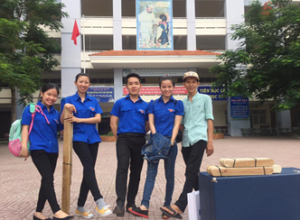 ĐOÀN THANH NIÊN BỆNH VIỆN ĐKKV HÓC MÔN TỔ CHỨC HOẠT ĐỘNG “HƯỚNG DẪN SƠ CẤP CỨU BAN ĐẦU” CHO ĐỐI TƯỢNG HỌC SINH